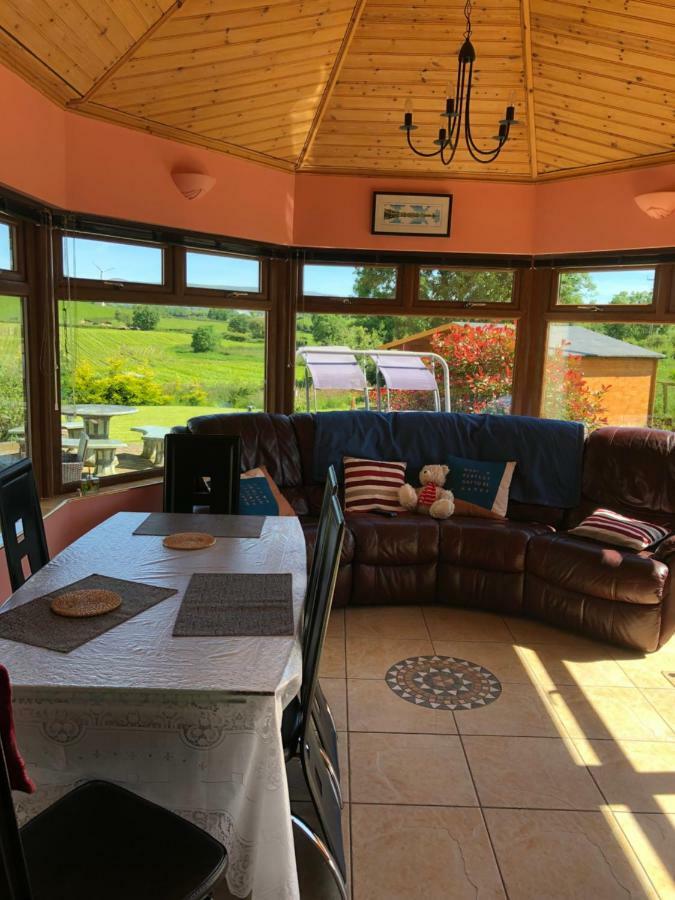 Leigh House Bed And Breakfast Ballyroney Екстер'єр фото